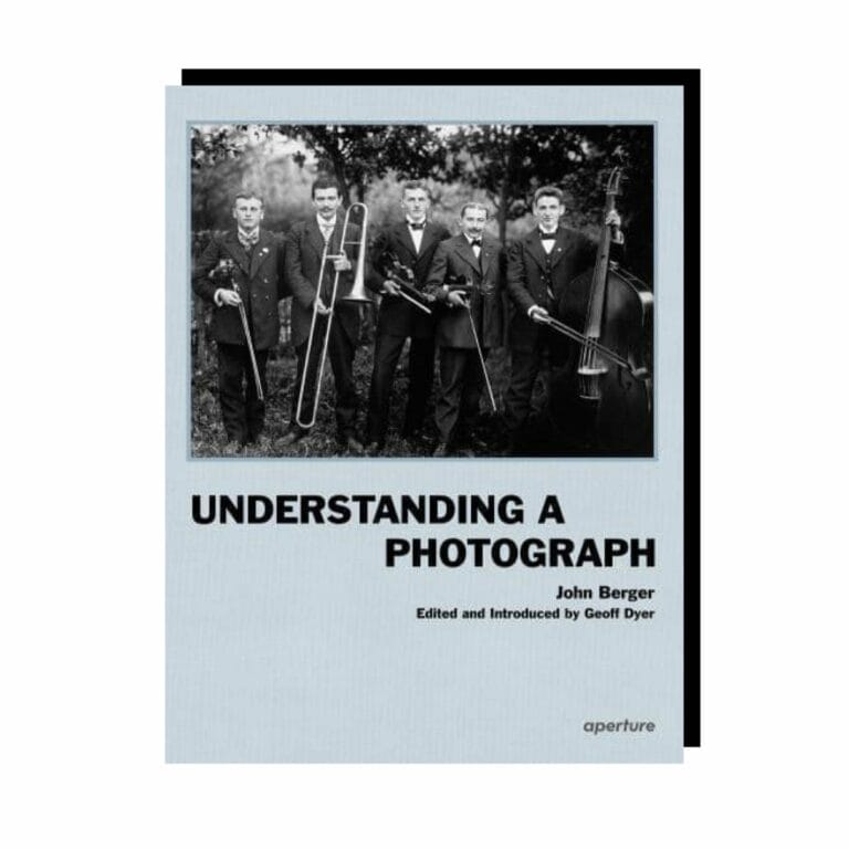 Understanding a Photograph (HC)